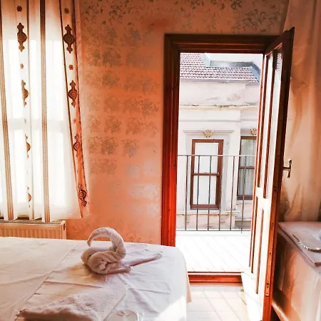 Sydney Bed and breakfast 2*